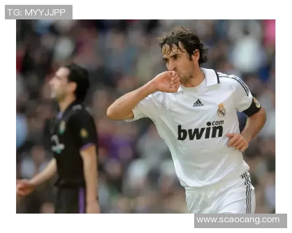 足球盛宴星光璀璨全球足球明星齐聚一堂的精彩瞬间