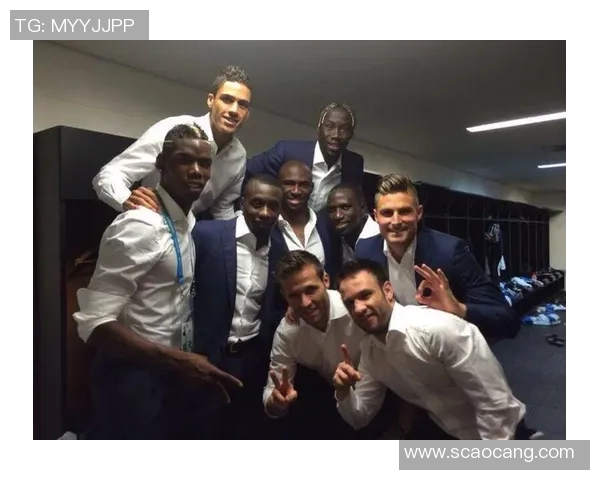 足球明星时尚搭配解析展现个性与风格的完美结合